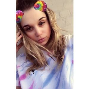 Meet your Posher, Isabella